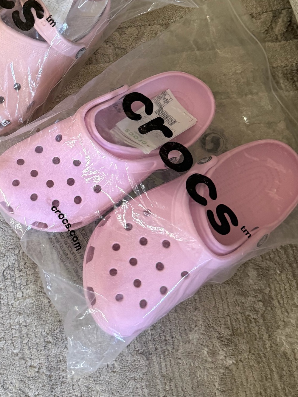 CROCS Classic Clogs in Light Pink